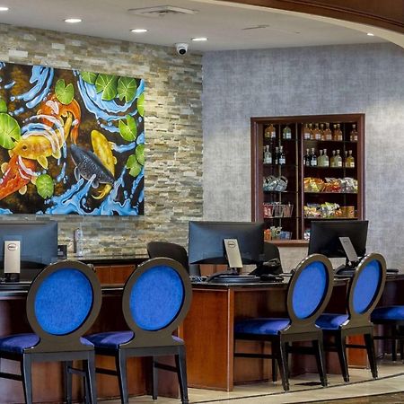 Viana Hotel And Spa, Trademark Collection By Wyndham Westbury Exteriér fotografie