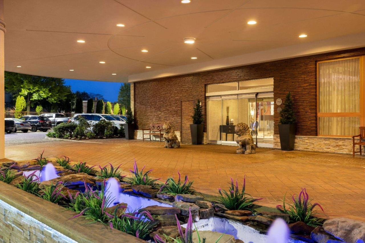 Viana Hotel And Spa, Trademark Collection By Wyndham Westbury Exteriér fotografie