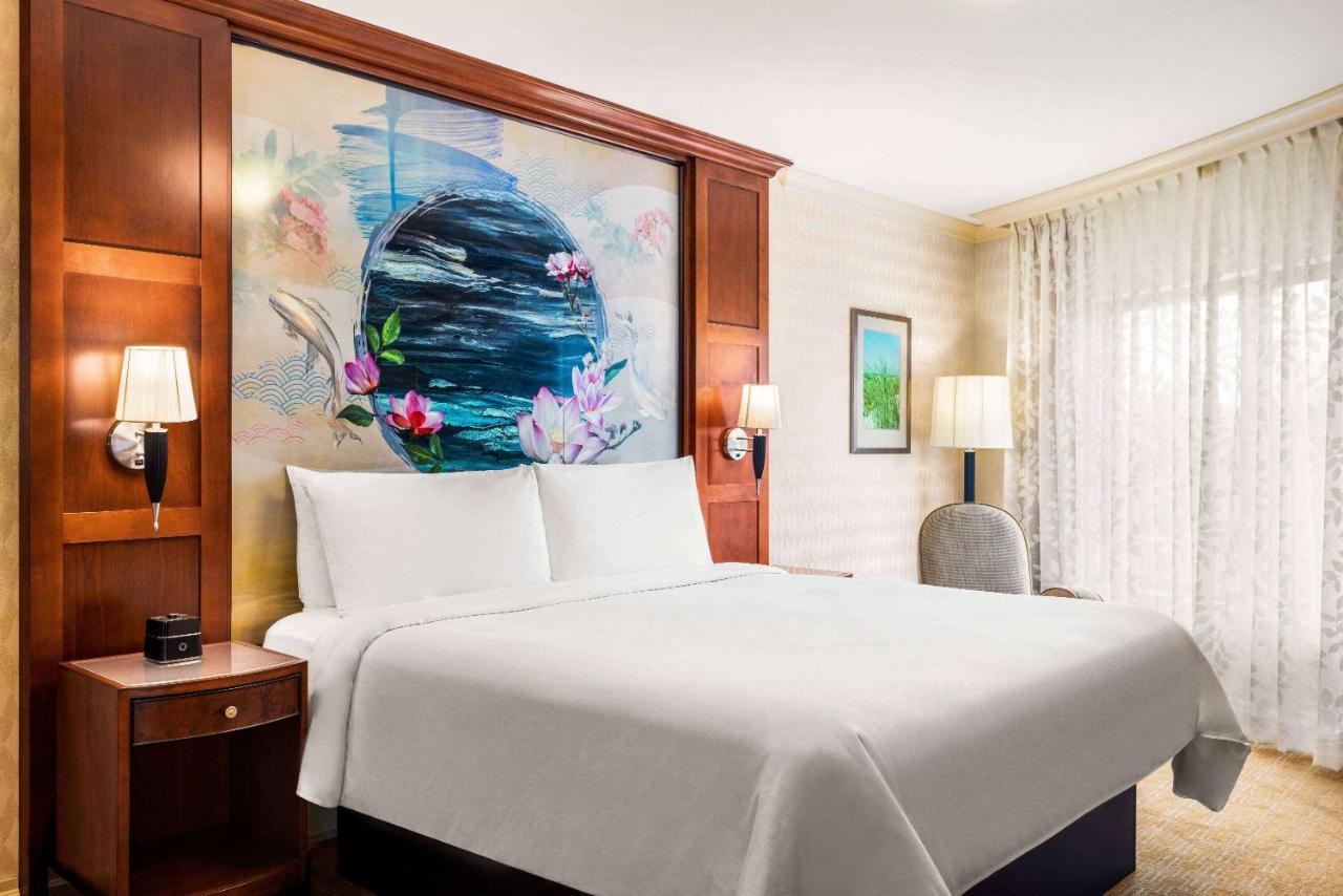 Viana Hotel And Spa, Trademark Collection By Wyndham Westbury Exteriér fotografie